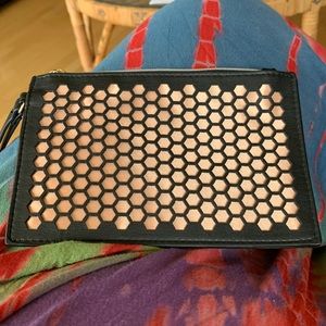 ⭐️2 for 1⭐️Cosmetic Bag 6.5”x4.5” Swissline